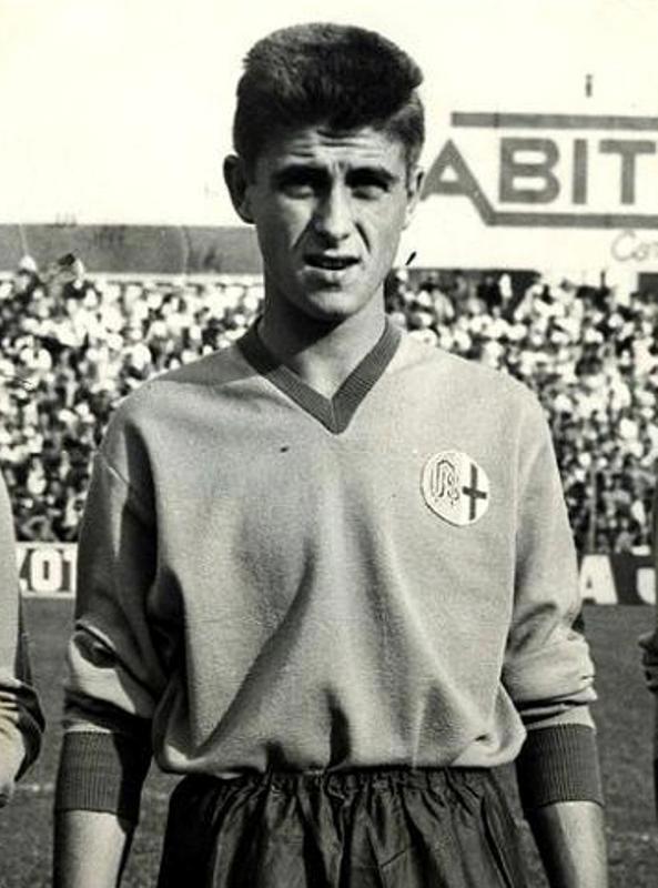 1958-59 - un giovane Gianni Rivera con la maglia dell'Alessandria