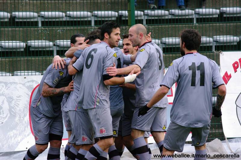 05-01-014 Alessandria-Pergolettese 3-1 Gol di Sirri