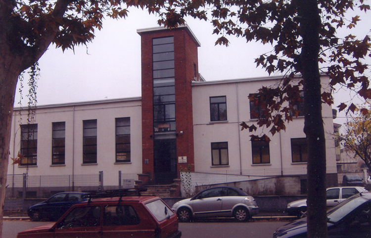 Casa della G.I.L. - sede e palestra, ora utilizzata come sede degli Uffici Doganali.
