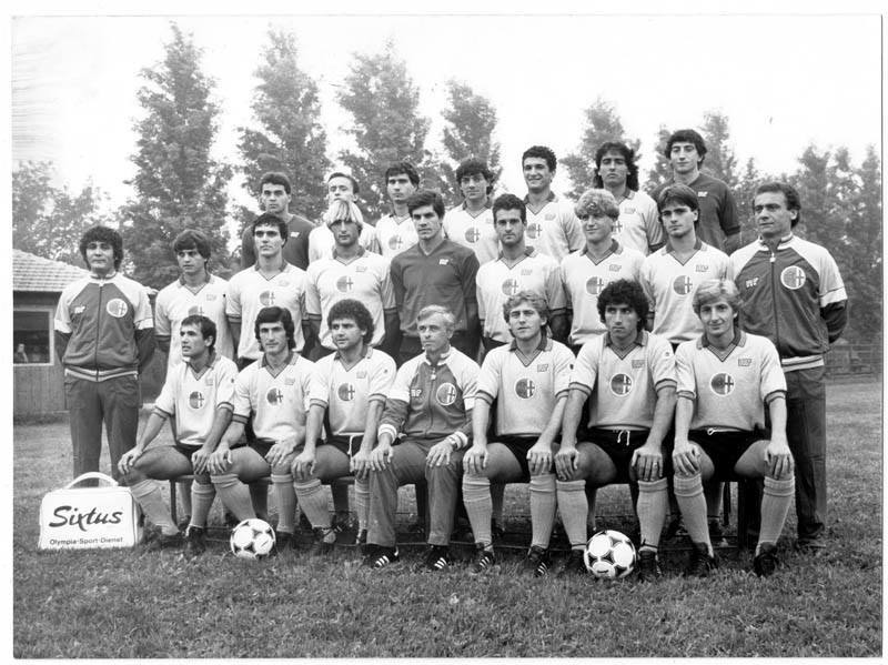 U.S. Alessandria 1984-85: semplicemente una rosa pazzesca. Ci sono futuri campioni, vecchie glorie, vere bandiere dei Grigi....e il Gregu biondo..... (www.museogrigio.it)